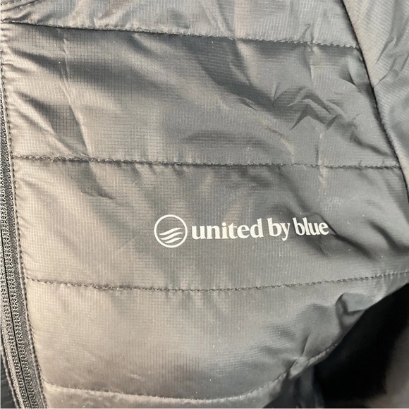 Women’s UNITED BY BLUE Bison Ultralight Packable Zip-Up Jacket Size Medium Black - Picture 3 of 7